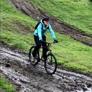 Meet your Posher, Cc